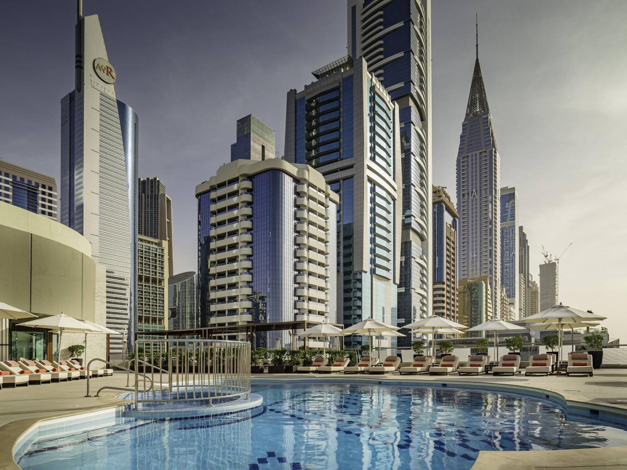Towers Rotana - Dubai Otel Dış mekan fotoğraf
